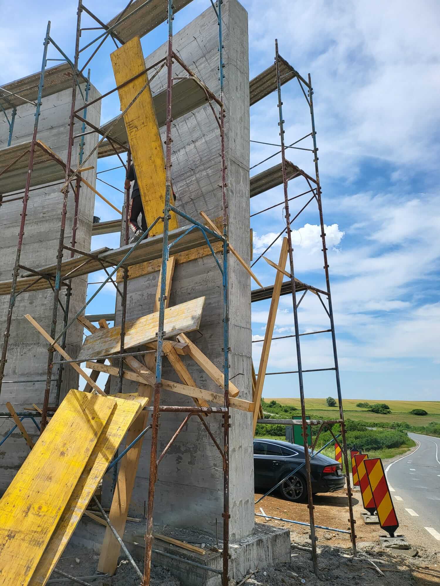 Lucrări de structură și infrastructură Mirenis
